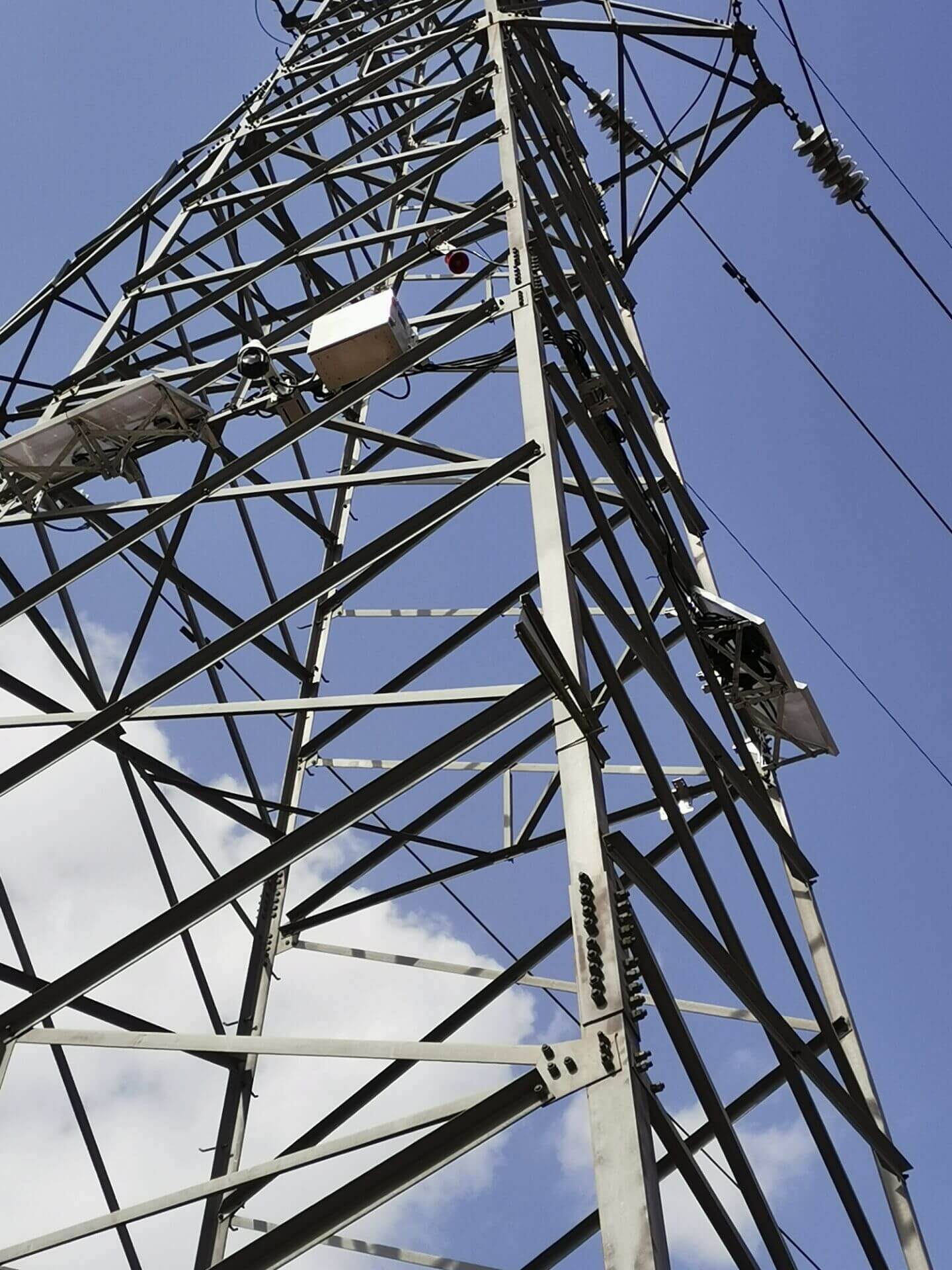 輸電線路防外力破壞智能視頻預警監控裝置 輸電線路防外力破壞智能視頻預警監控裝置